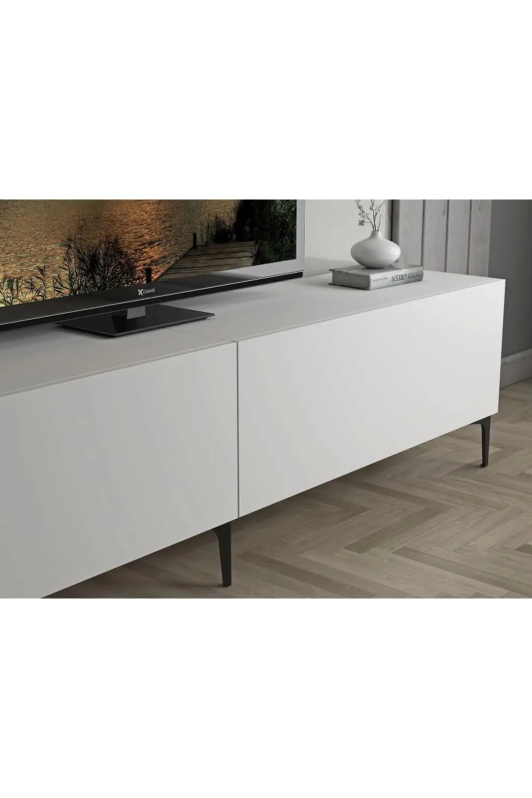 Vega Premium 200 Cm Geniş Dolaplı Metal Ayaklı Tv Ünitesi - Beyaz / Siyah